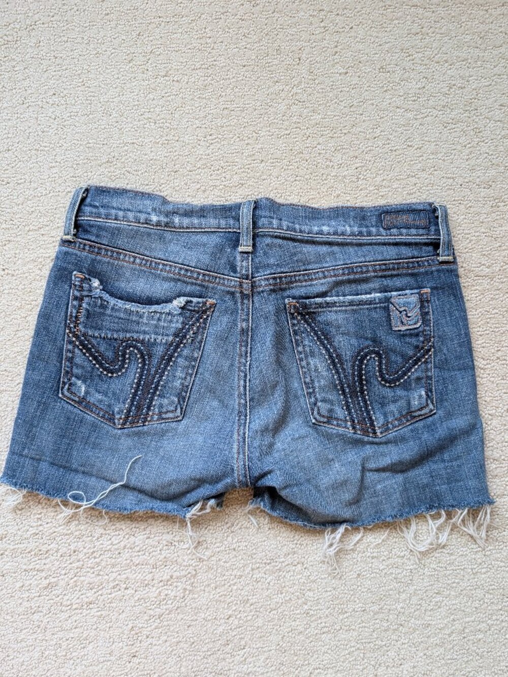 Citizens of Humanity Women's 27 Boho 111 Cutoff Blue Denim Jean Shorts RAW fray